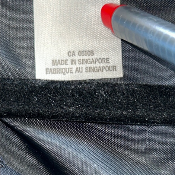 Descente Black Jacket with Teal and Gray Stripes - Picture 7 of 14